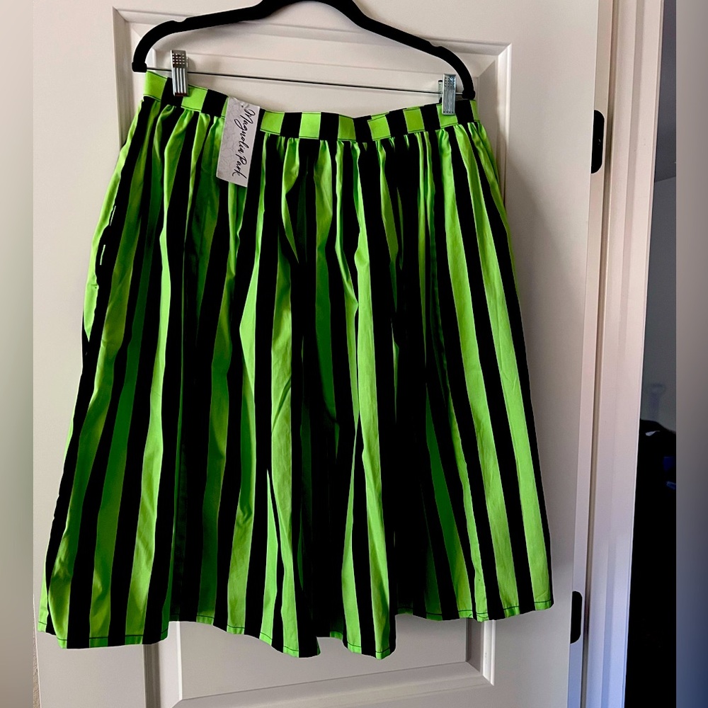 Stripped vintage style skirt